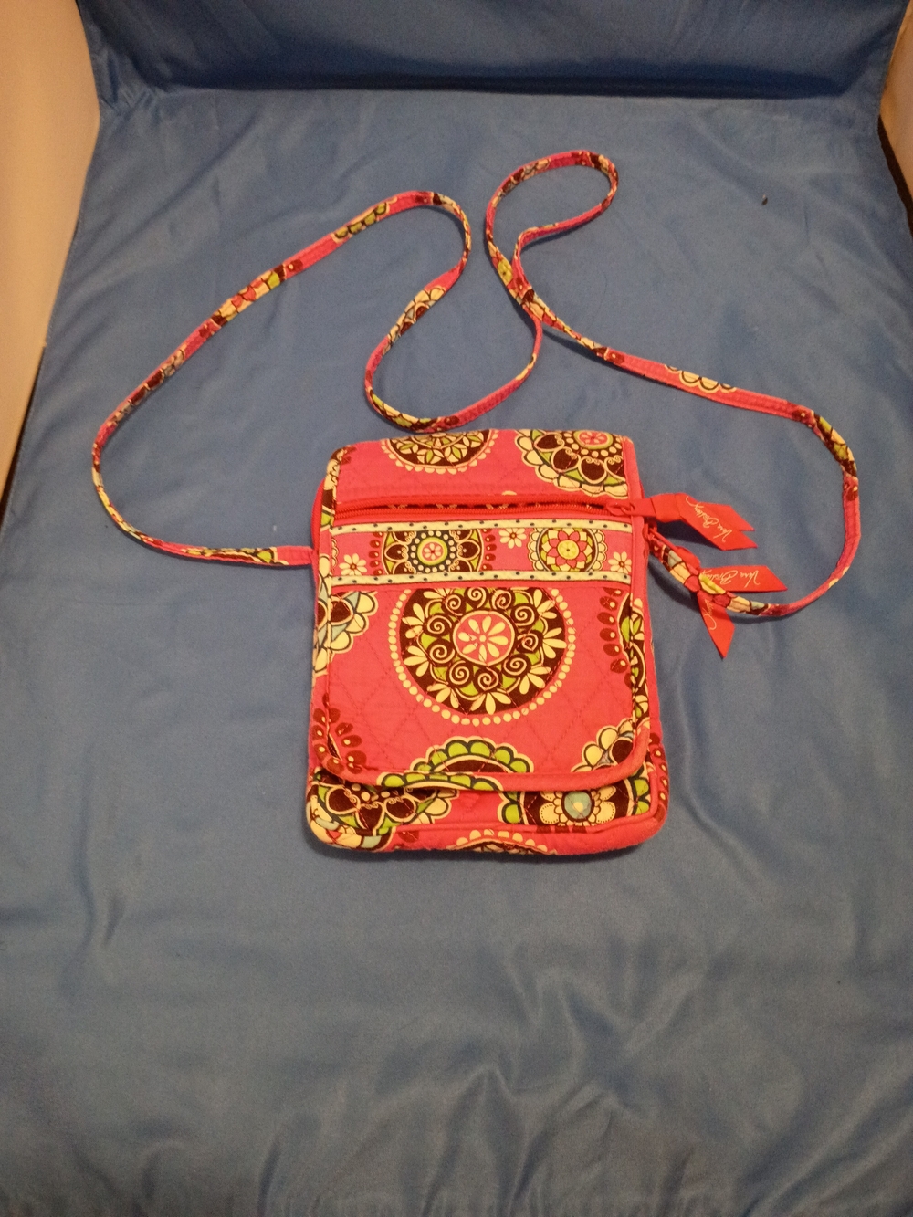 Vera Bradley Mini Hipster Crossbody Bag Pink Petal Pattern - Picture 1 of 5
